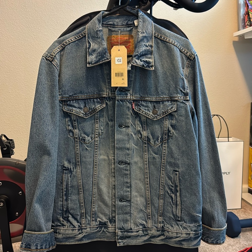 Men’s Live Strauss Denim Jean Jacket